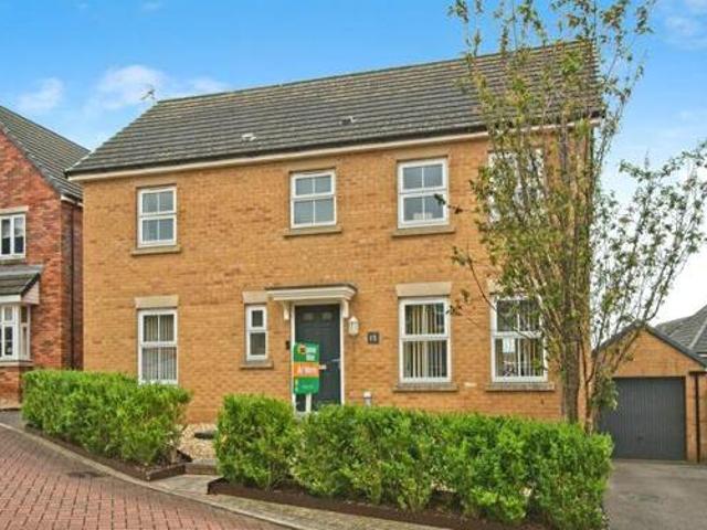 House for sale in Mid Glamorgan, Cymru / Wales