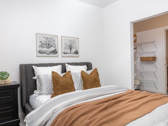 Apartment for rent in Vista Hills, Maplewood