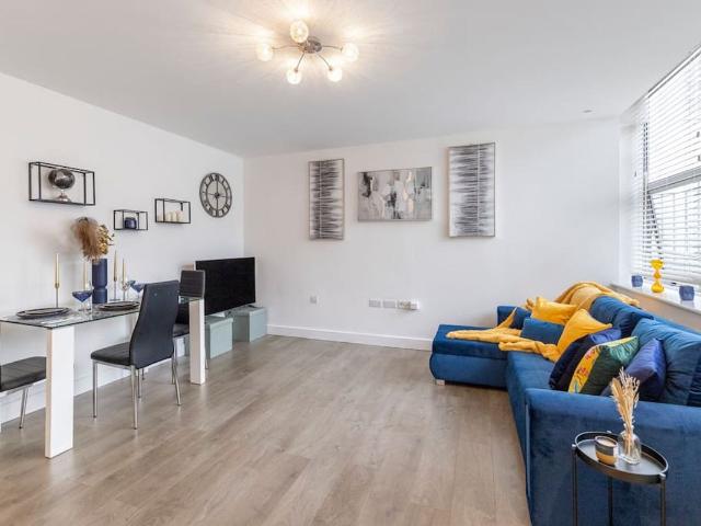 Apartment for rent in Temple Fortune, Greater London
