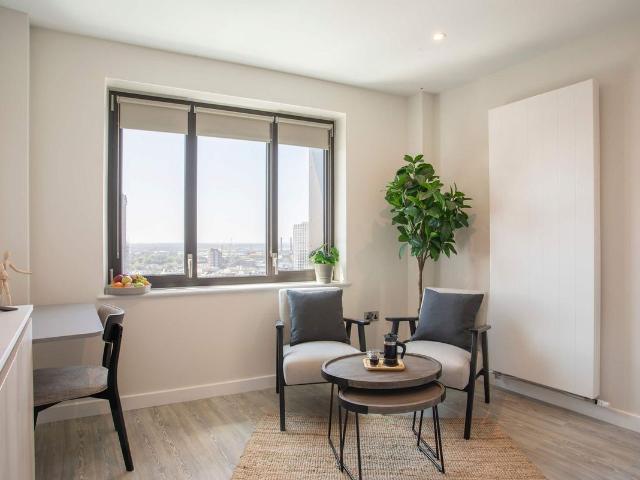 Studio for rent in London Borough of Croydon, Greater London