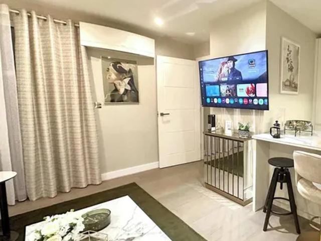 Apartment for rent in Widmore, Greater London
