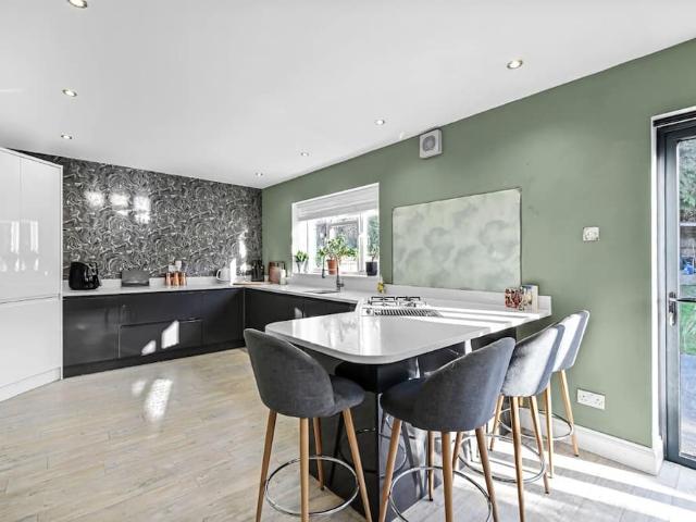 House for rent in London Borough of Bromley, Greater London