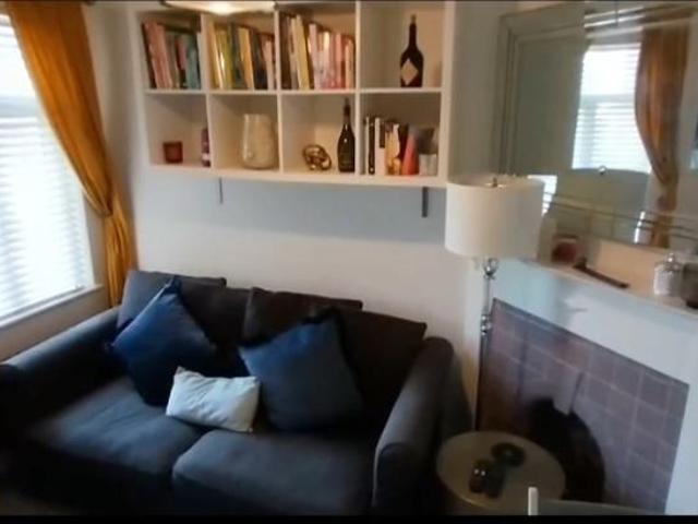 Room for rent in London Borough of Croydon, Greater London