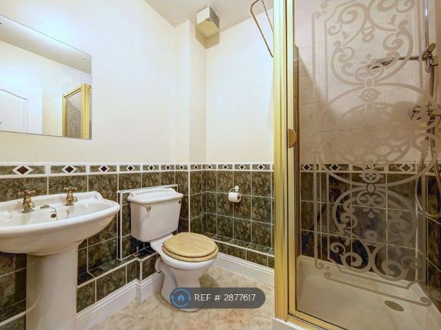 Apartment for rent in The Borough, Greater London