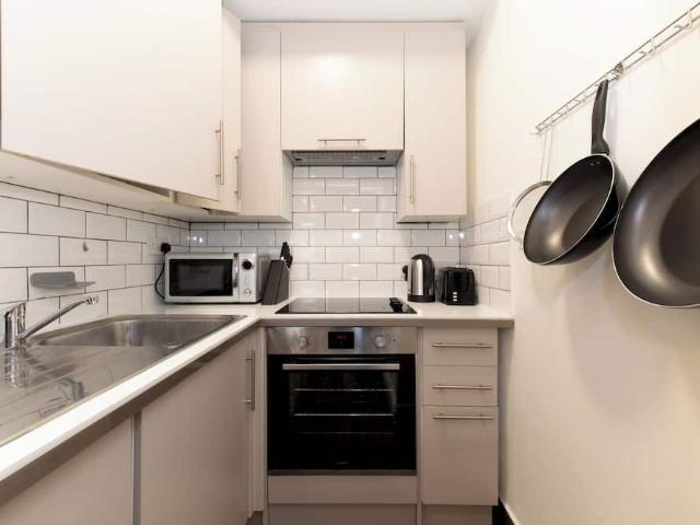 Apartment for rent in Bank, Greater London