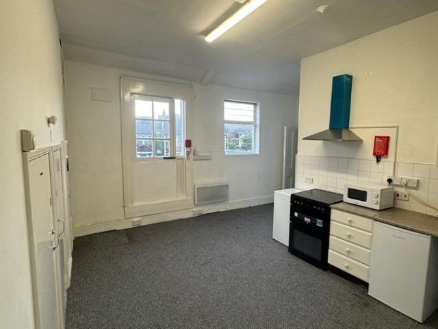 House for rent in London Borough of Croydon, Greater London