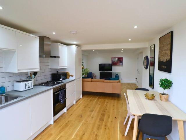 Apartment for rent in Lonesome, Greater London