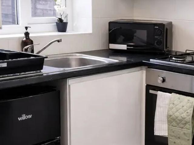 House for rent in London Borough of Merton, Collier's Wood