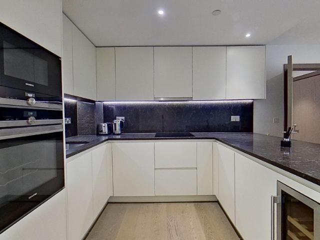 Apartment for rent in St. George in the East, Greater London