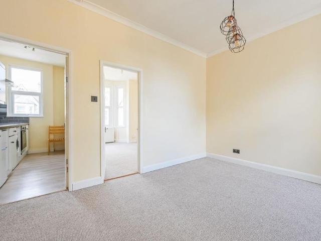 Apartment for rent in Leytonstone, Greater London