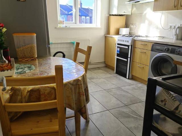Apartment for rent in London Borough of Newham, Greater London