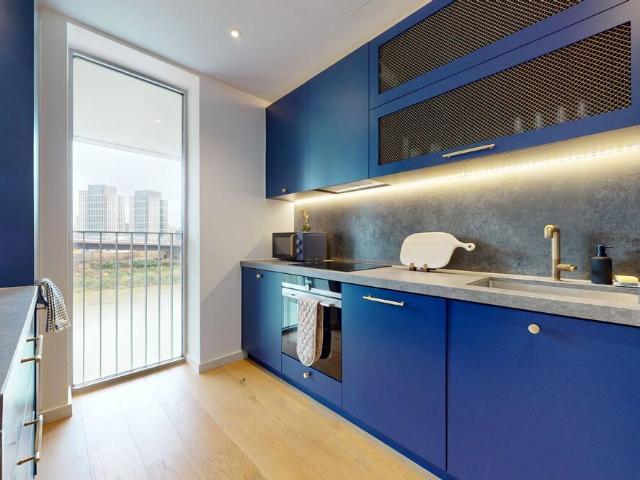 Apartment for rent in Goodluck Hope, Greater London