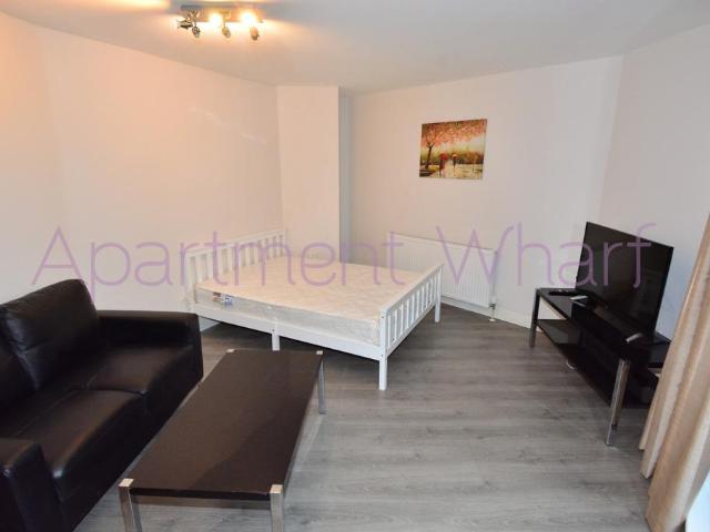 House for rent in Canary Wharf, Greater London
