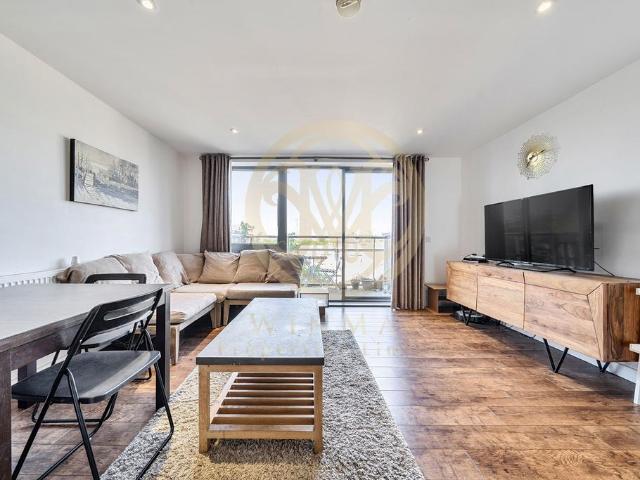 House for rent in Poplar Grove, Greater London