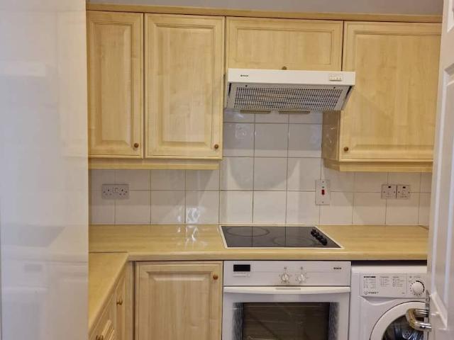 Apartment for rent in St John's Estate, Greater London