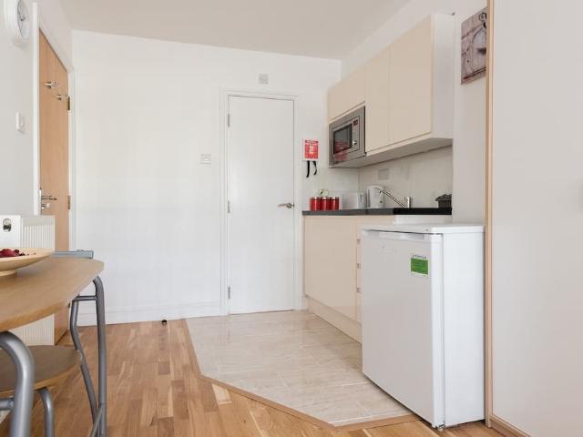 Apartment for rent in Blackwall Reach, Greater London