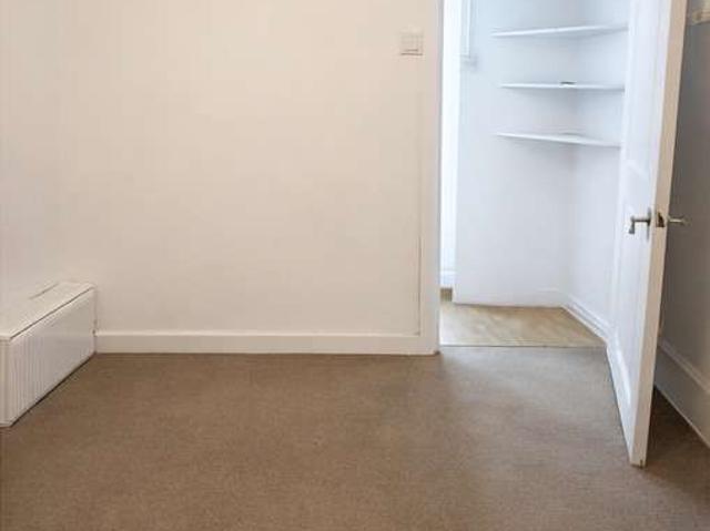 Apartment for rent in London Borough of Newham, Greater London