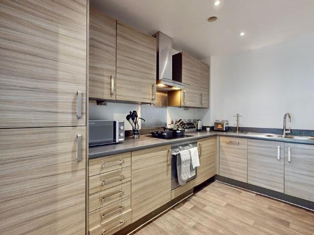 Apartment for rent in Mill Meads, Greater London