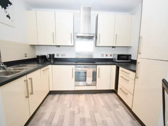 Apartment for rent in Mill Meads, Greater London