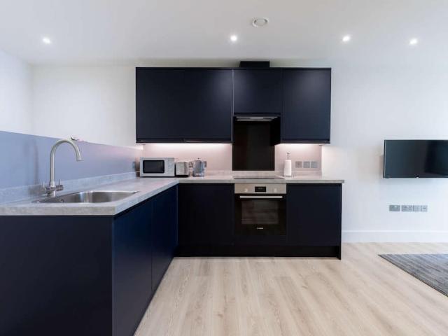 Apartment for rent in Mill Meads, Greater London