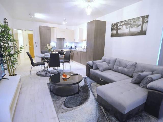 Apartment for rent in Hallsville Quarter, Greater London