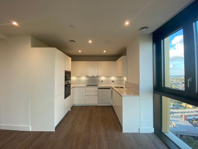 Apartment for rent in London Borough of Newham, Greater London
