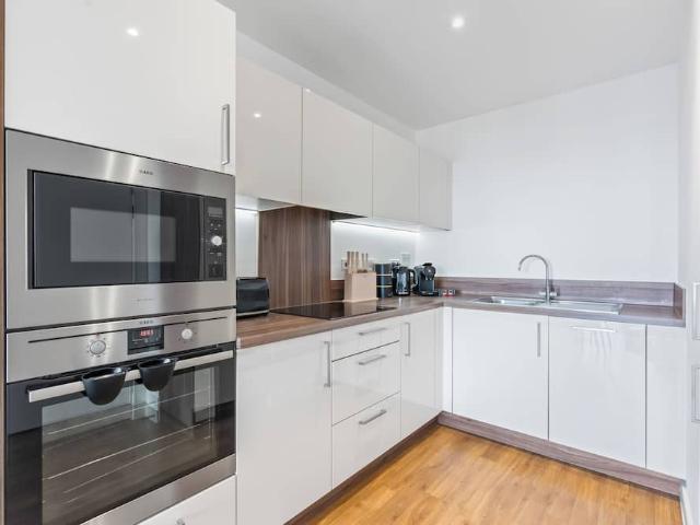 Apartment for rent in London Borough of Newham, Greater London
