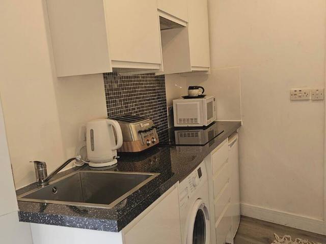 House for rent in London Borough of Newham, Greater London