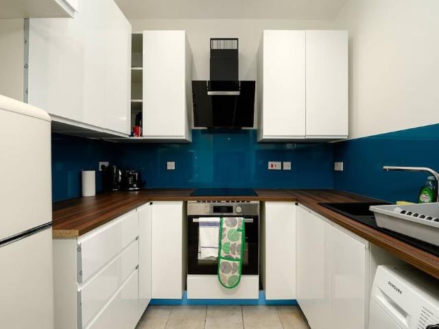 Apartment for rent in Custom House, Greater London