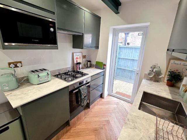 Apartment for rent in Chapel End, Greater London