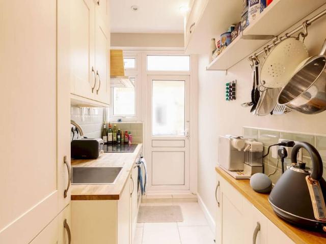 Apartment for rent in London Borough of Waltham Forest, Greater London