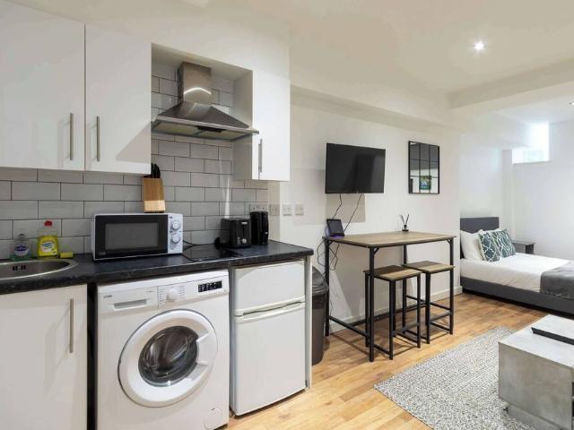 Apartment for rent in St. George in the East, Greater London