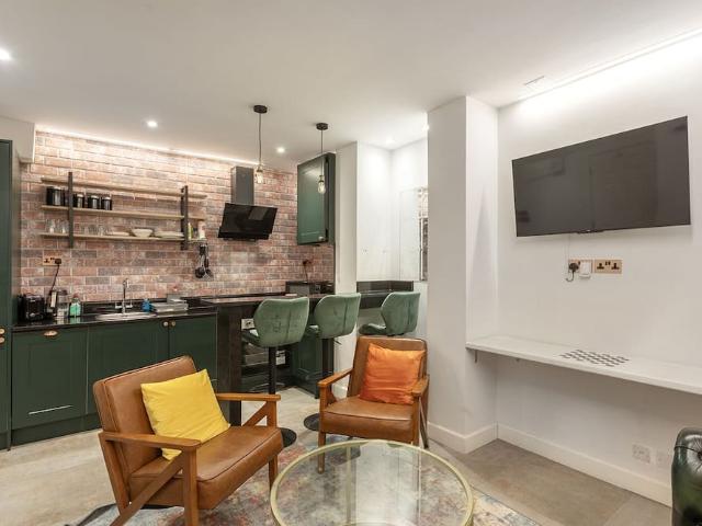 Apartment for rent in Tower Hill, Greater London