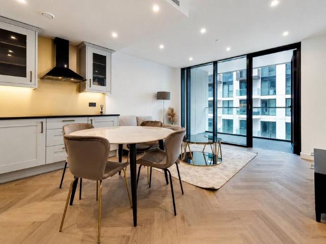 Apartment for rent in St. George in the East, Greater London