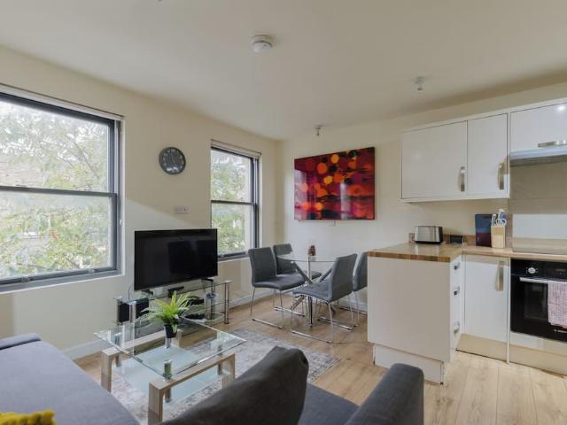 Apartment for rent in Globe Town, Greater London