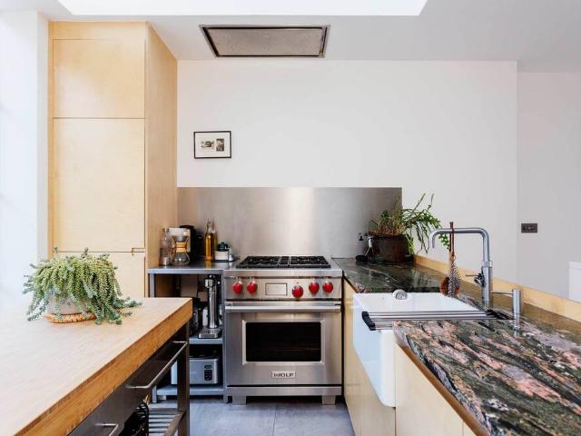 House for rent in Globe Town, Greater London