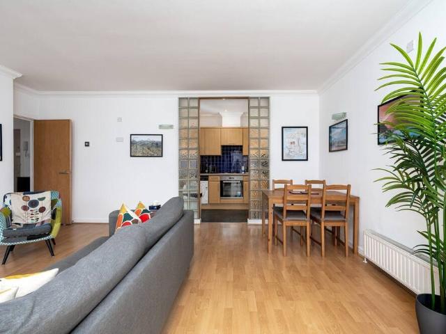 Apartment for rent in Spitalfields, Greater London