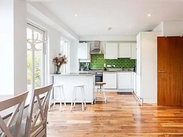 Apartment for rent in Whitechapel, Greater London