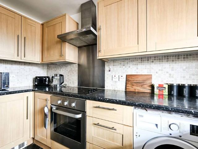 Apartment for rent in Globe Town, Greater London