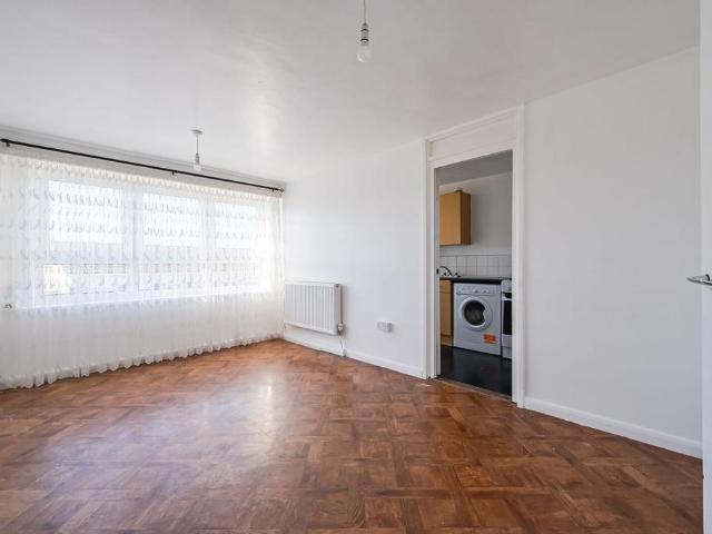 Apartment for rent in Old Ford, Bow