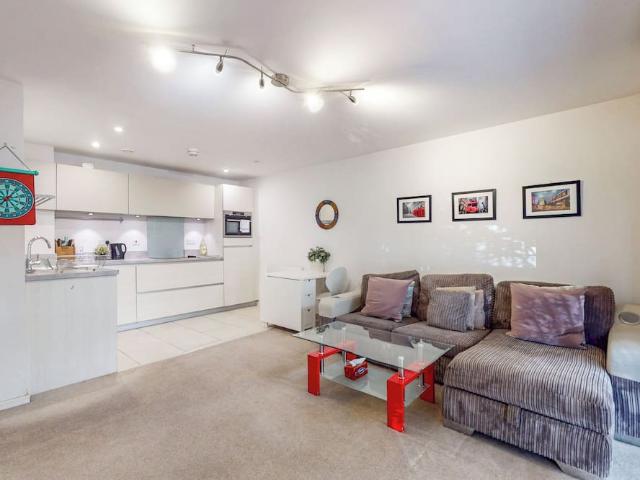 Apartment for rent in Bromley-by-Bow, Greater London