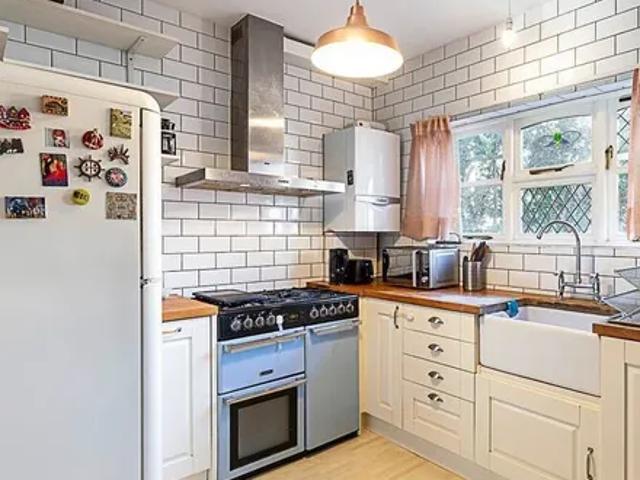 House for rent in Old Ford, Bow