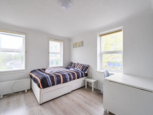 Apartment for rent in Old Ford, Bow