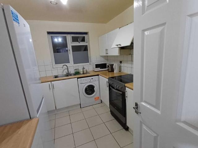 Apartment for rent in London Borough of Newham, Greater London