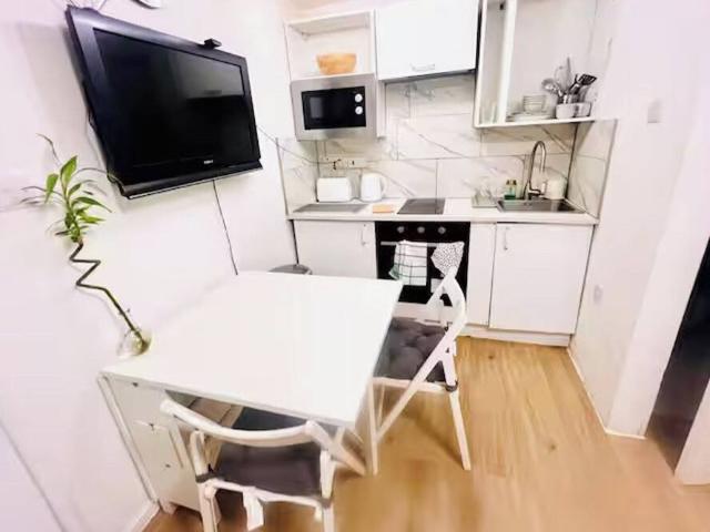 Apartment for rent in London Borough of Newham, Greater London