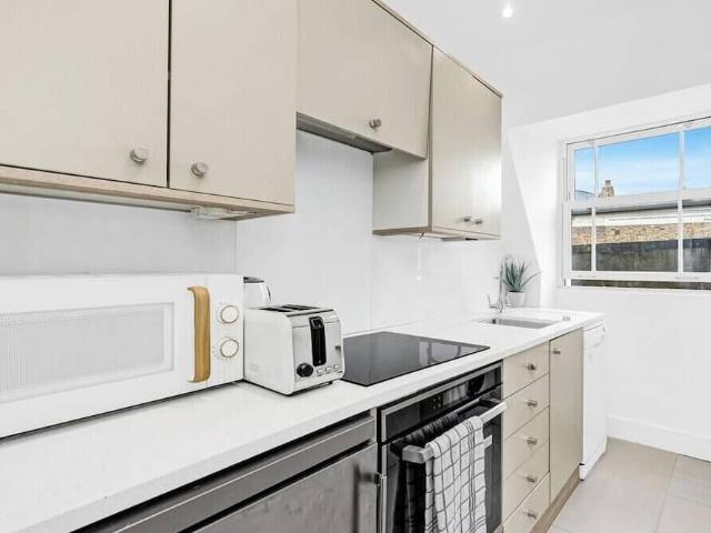 Apartment for rent in London Borough of Hackney, Greater London