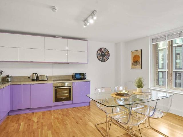 House for rent in Clerkenwell Green, Greater London