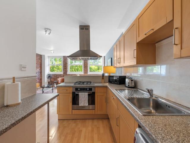 Apartment for rent in St Luke's, Greater London