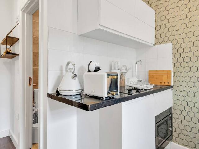 Apartment for rent in Farringdon, Greater London