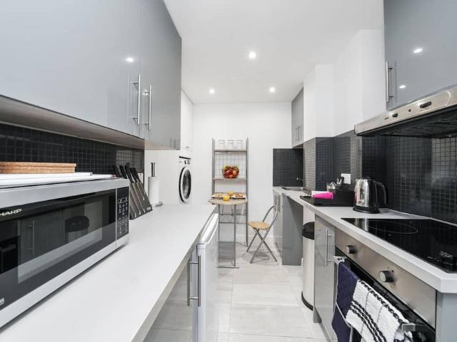 Apartment for rent in Aldgate, Greater London